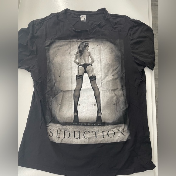 Suduction Tshirt - Picture 1 of 3